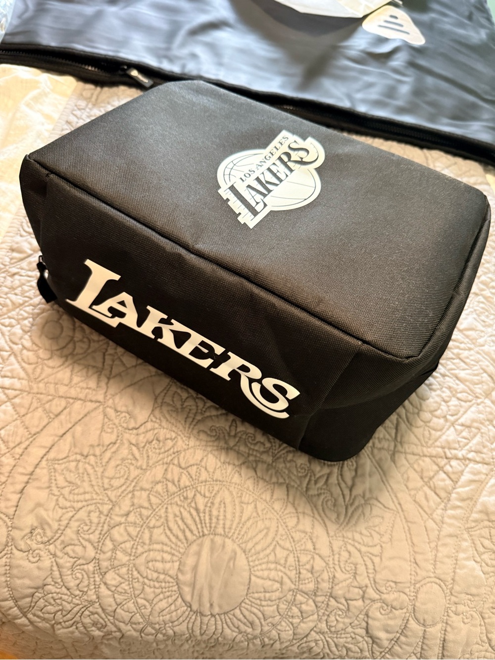 Black Toiletry Travel Dopp Kit